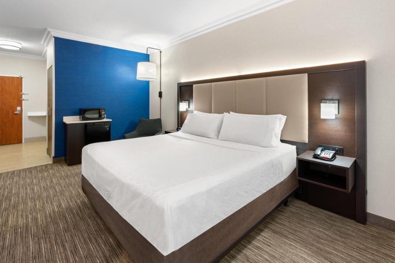 Holiday Inn Express & Suites Klamath Falls Central By Ihg Екстер'єр фото