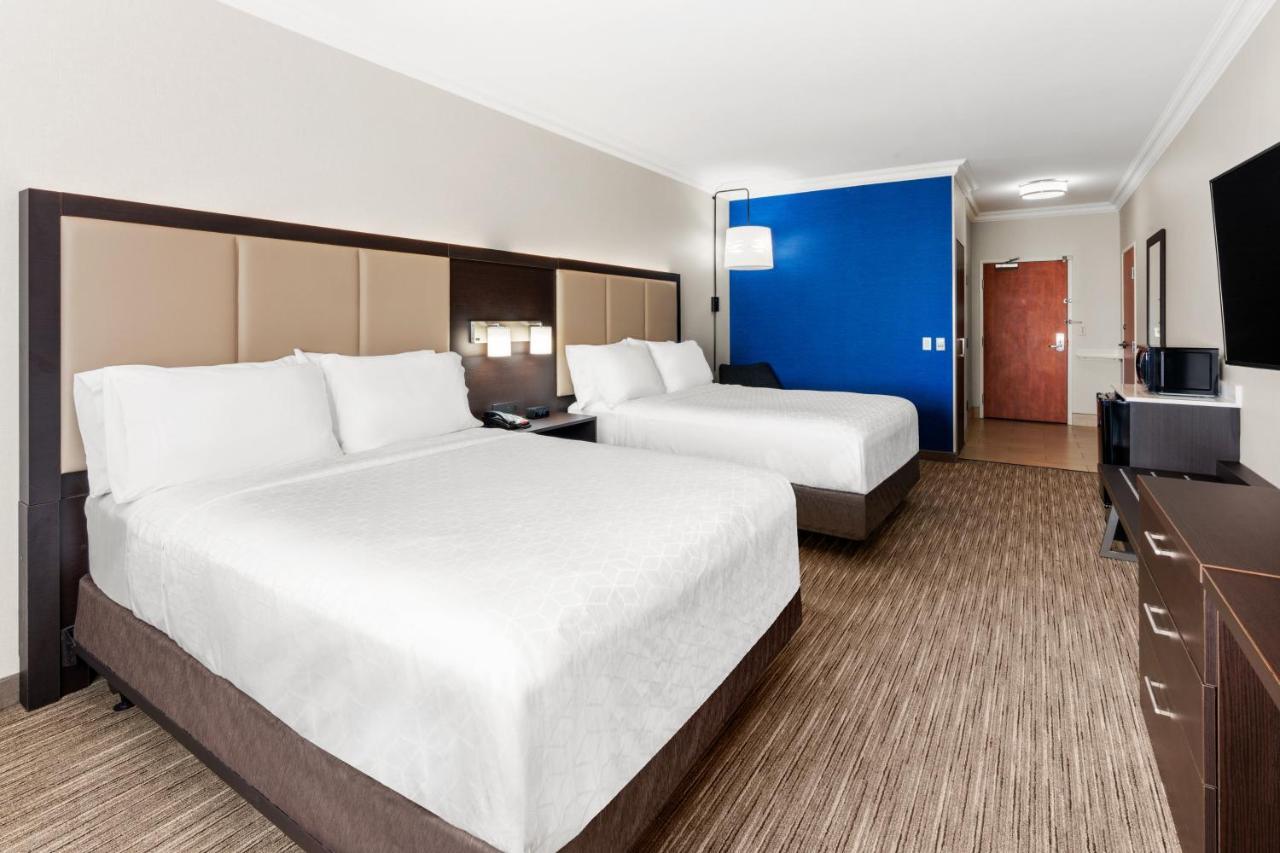 Holiday Inn Express & Suites Klamath Falls Central By Ihg Екстер'єр фото