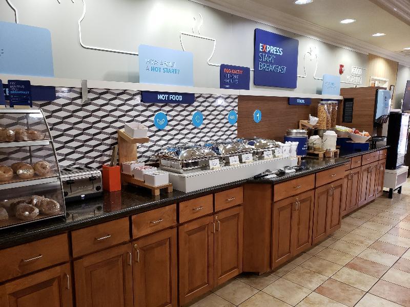 Holiday Inn Express & Suites Klamath Falls Central By Ihg Екстер'єр фото